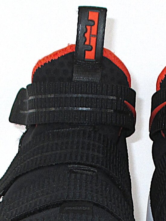 NIKE LEBRON ZOOM SOLDIER 11 SAFARI 897646-006 main image 9